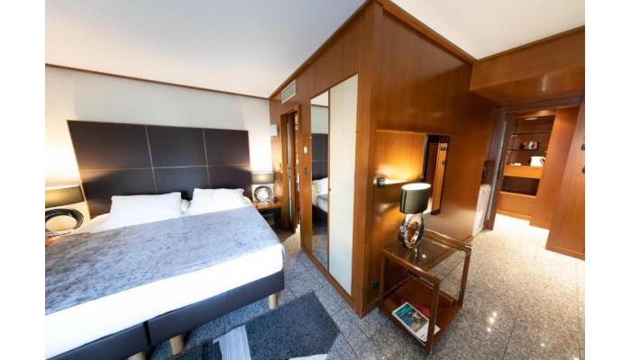 Goldstar Apartments & Suites poza 6