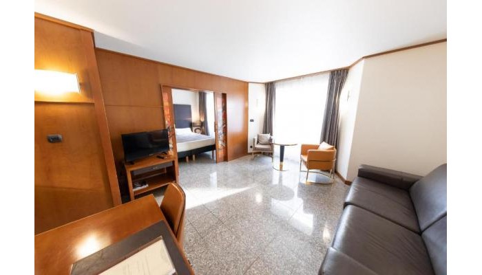 Goldstar Apartments & Suites poza 9