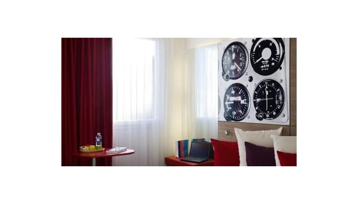 Hotel Ibis Styles Nice Aeroport Arenas poza 5