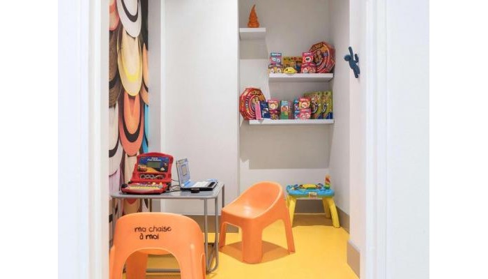 Hotel Ibis Styles Nice Vieux Port poza 18